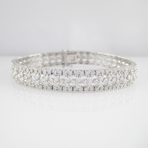 18K Ladies Diamond Bracelet